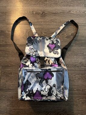 Graphic Teddy Print Backpack in Purple & Gray